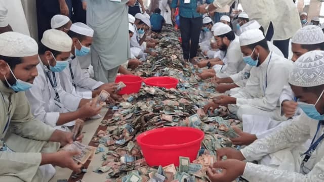 ছয় মাস পর খোলা হলো পাগলা মসজিদের দানবাক্স