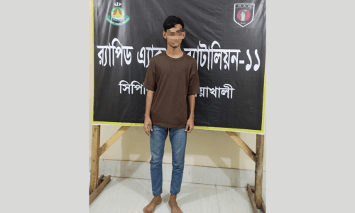 মারধর থেকে এক ব্যক্তিকে রক্ষা করায় কিশোরকে কুপিয়ে হত্যা