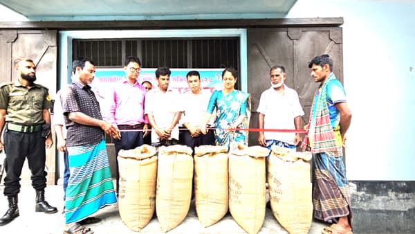 কৃষকের ন্যায্যমূল্য নিশ্চিতে গোয়ালন্দে সরকারিভাবে ধান কেনা শুরু