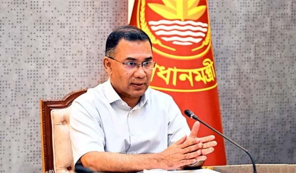 সেনাবাহিনীর পেশাদারিত্ব বজায় রাখতে কঠোর নির্দেশ প্রধানমন্ত্রীর