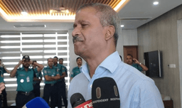 জাতীয় নির্বাচন ফেব্রুয়ারিতে অনুষ্ঠিত হবে, পিছানোর সুযোগ নেই-আইন উপদেষ্টা