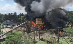 মিয়ানমারে জান্তার বিমান হামলা, নিহত অন্তত ৩৩ জন