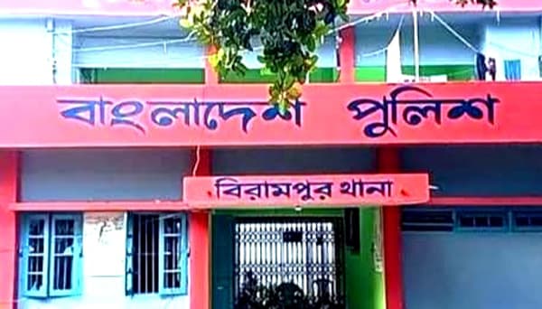 বিরামপুরে স্কুলছাত্রকে অপহরণ করে হত্যাচেষ্টা, ৯ জনের নামে এজাহার