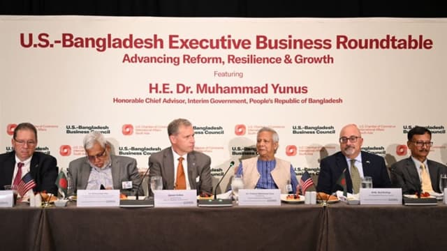বাংলাদেশে আরও বিনিয়োগে যুক্তরাষ্ট্রকে আহ্বান-প্রধান উপদেষ্টার