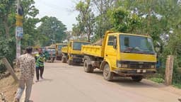 খোয়াই নদীতে অবৈধ মাটি উত্তোলন: ১০ ডাম্প ট্রাক আটক