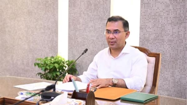 জ্বালানি পরিস্থিতি নিয়ে প্রধানমন্ত্রীর সঙ্গে মন্ত্রী-প্রতিমন্ত্রীর বৈঠক