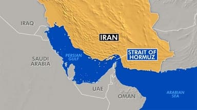 হরমুজ প্রণালিতে জাহাজ চলাচলে নতুন নিয়ন্ত্রণ ব্যবস্থা ইরানের