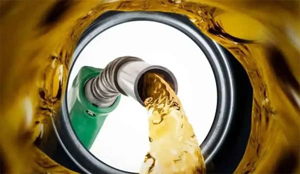 জ্বালানি সংকট মোকাবিলায় সোমবার থেকে সরবরাহ বাড়াচ্ছে বিপিসি