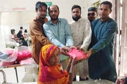 এনসিপির প্রতিষ্ঠাবার্ষিকীতে ধামইরহাটে হাসপাতালে ১শ' রোগীর মাঝে ইফতার বিতরণ