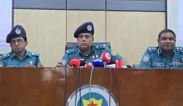 ককটেল বিস্ফোরণ নিয়ে পাটওয়ারীকে জিজ্ঞাসাবাদ চায় ডিএমপি