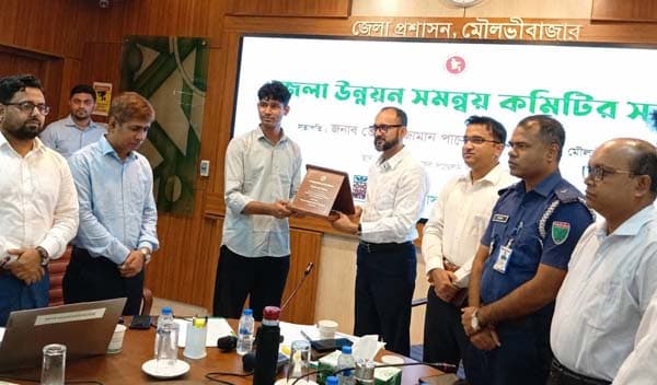 সবুজ উদ্ভাবনে জেলা প্রশাসনের সম্মাননা পেলেন তরুণ সাজ্জাদুল ইসলাম