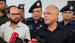 রায় ১৭ নভেম্বর, শান্তি রক্ষায় পূর্ণ প্রস্তুত সরকার: পটুয়াখালীতে স্বরাষ্ট্র উপদেষ্টা