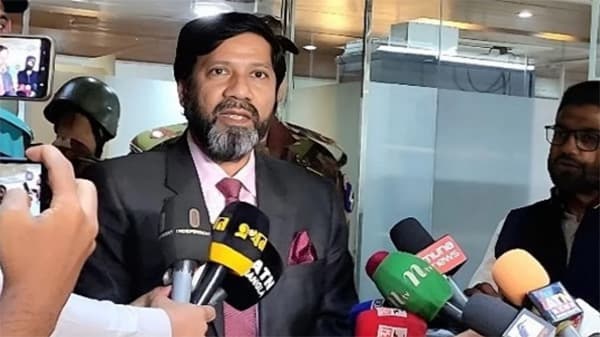 বিএসইসি চেয়ারম্যানসহ চার কমিশনারের পদত্যাগ