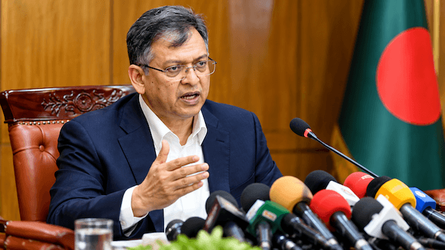 রাড্ডা ক্লিনিকে হামলা: পুলিশের দায়িত্বে অবহেলার প্রাথমিক প্রমাণ, ওসি প্রত্যাহার