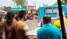 ঘোড়াঘাটে অবৈধ মজুদ রাখা ডিজেল উদ্ধার করেছে প্রশাসন