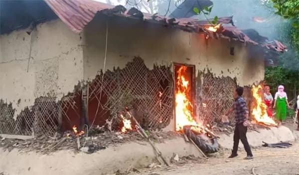ভারতের মণিপুরে ফের উত্তেজনা, নাগা বিদ্রোহীদের গুলিতে নিহত দুই নারী