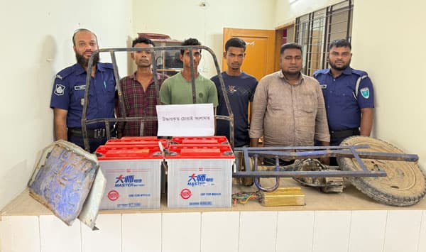 কমলগঞ্জে অটোরিকশা চুরি, মূলহোতাসহ গ্রেফতার ৪