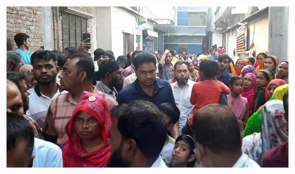 গাজীপুরে আবাসিক ভবনে গৃহবধূর গলাকাটা মরদেহ, হাসপাতালে স্বামী