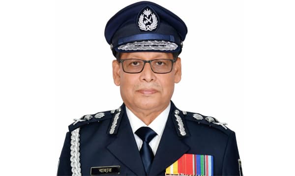পদত্যাগ করলেন আইজিপি বাহারুল আলম 