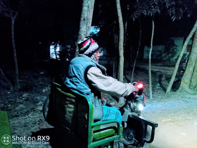 সরাইলে শীতের তীব্রতায় মানুষের ভোগান্তি