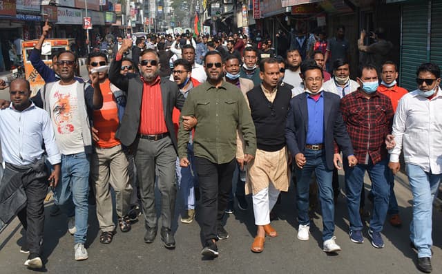 বরিশালে পৃথকভাবে ছাত্রদলের প্রতিষ্ঠাবার্ষিকী পালিত