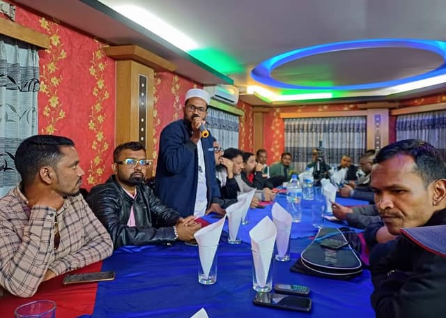 শ্রীমঙ্গলে গণমাধ্যমকর্মীদের সাথে মতবিনিময় করেছেন থানার নবাগত ওসি বিনয় ভূষন রায়