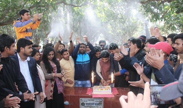 ইবিতে ছাত্রলীগের প্রতিষ্ঠাবার্ষিকী উদযাপন