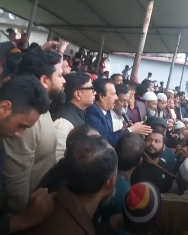 দুইবার এমপি ছিলাম ভূল করে থাকলে মাফ করে দিয়েন জিয়াউল