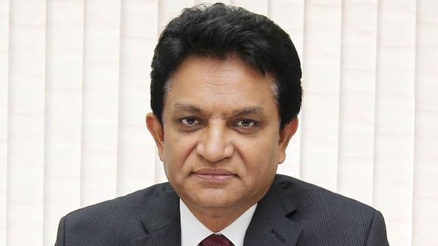 স্বতন্ত্র প্রার্থী এ কে আজাদকে আ.লীগ থেকে অব্যাহতি