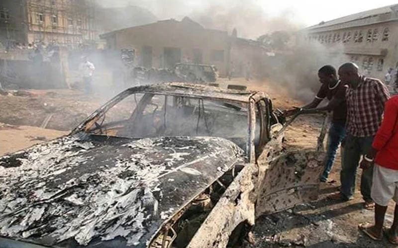 সোমালিয়ায় গাড়িবোমা হামলায় নিহত ৩৫