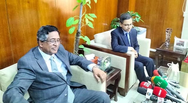 আওয়ামী লীগ তৎপর, বিএনপি সরকারের পতন ঘটাতে পারবে না