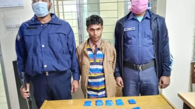 উখিয়ায় ইয়াবাসহ থাইংখালীর আবুল বশর আটক