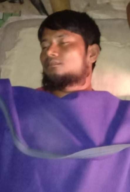 পারিবারিক কলহের জের ধরে আত্নহত্যা করেছেন এক রোহিঙ্গা