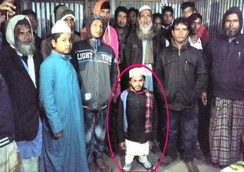 ছোট কাঁধে জনসেবার গুরুদায়িত্ব নিতে চান মশু