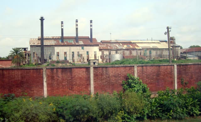 মোবারকগঞ্জ চিনিকলের টারবাইনে যান্ত্রিক ত্রুটির ঘটনায় ৩ শ্রমিক বরখাস্ত