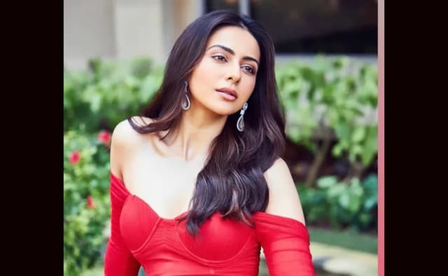 যৌন শিক্ষা দিতে আসছে ছাত্রীওয়ালি !