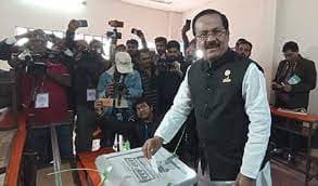 ভোট বিরোধিতাকারীদের বৃদ্ধাঙ্গুলি দেখিয়েছে জনগণ : নানক