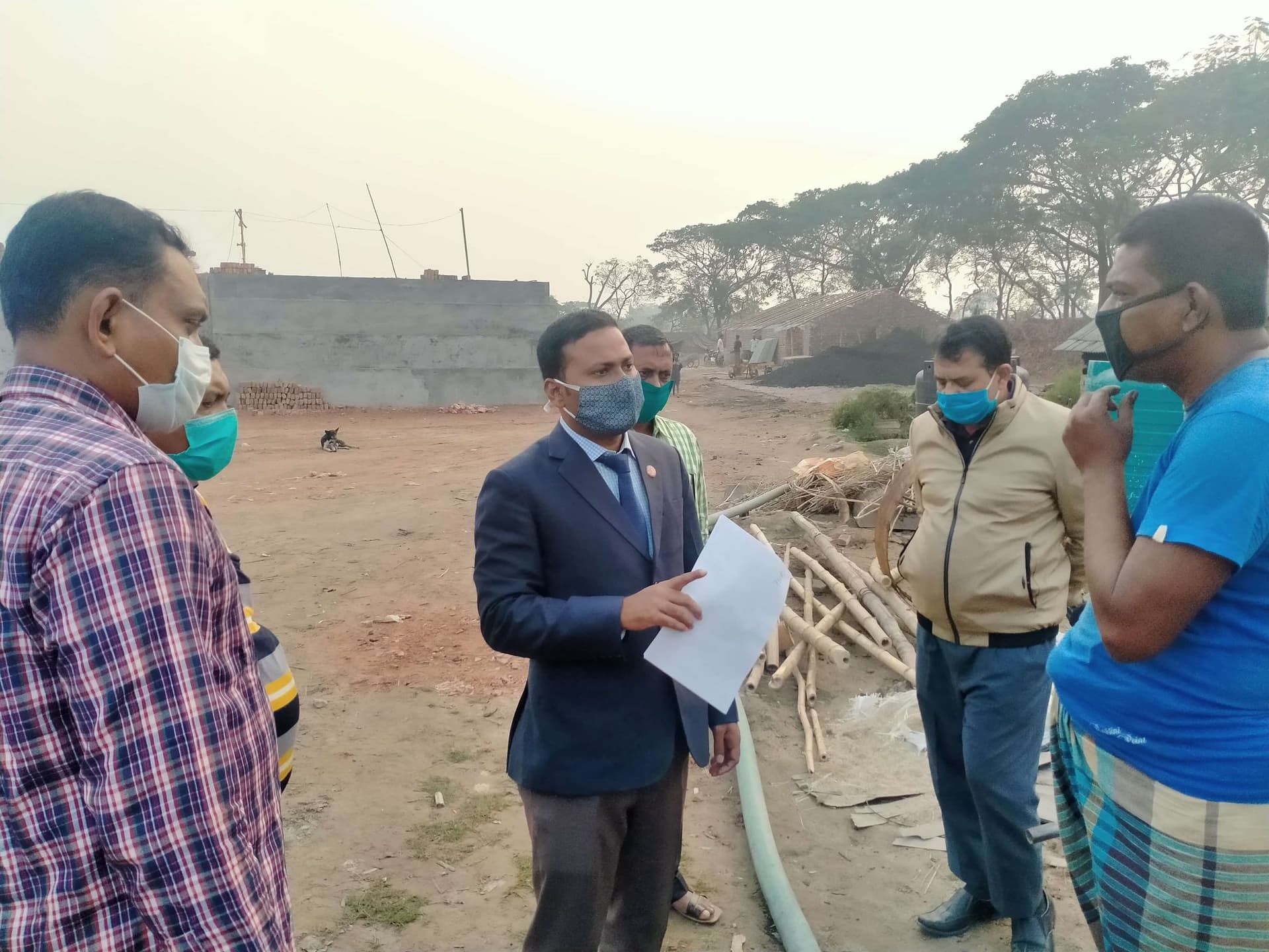 ইনিউজে সংবাদের জেরে ইরামনি ইট ভাটাকে একলক্ষ টাকা জরিমানা।