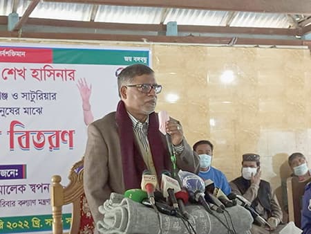 বাস-ট্রেন-লঞ্চে অর্ধেক যাত্রী বহনের সিদ্ধান্ত :স্বাস্থ্যমন্ত্রী