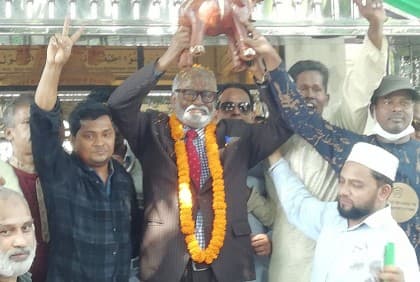ভোটার হলে প্রধানমন্ত্রীও আমাকে ভোট দিতেন: তৈমূর