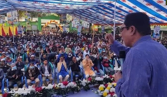 আওয়ামীলীগ উন্নয়নে অঙ্গীকার বদ্ধ; উল্লাপাড়ায় এমপি তানভীর ইমাম