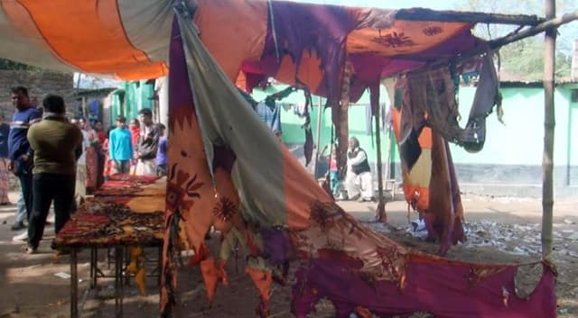 বগুড়ার শেরপুরে আওয়ামীলীগের নির্বাচনি অফিস ভাংচুর ও অগ্নি সংযোগ