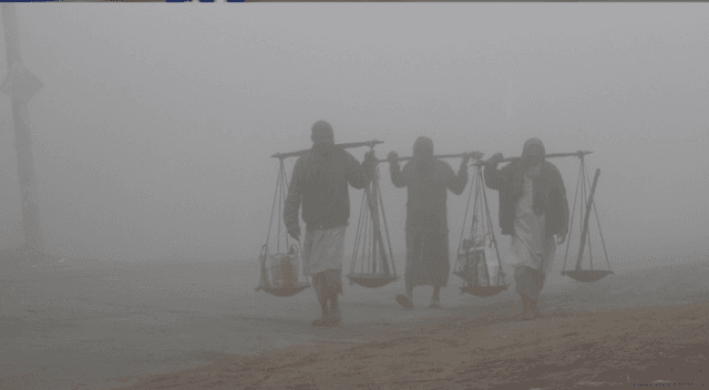 নওগাঁয় শৈত্যপ্রবাহে কাঁপছে জনজীবন, তাপমাত্রা ৯.১ ডিগ্রি