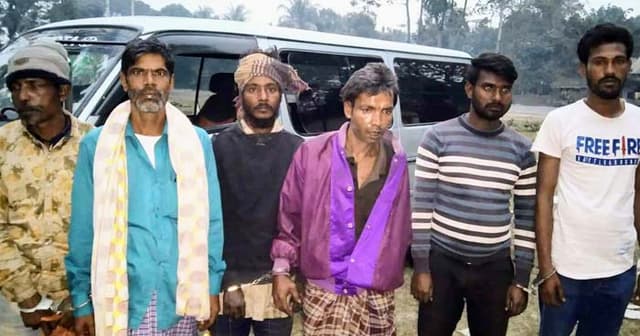 গোয়ালন্দে ৬ মাদকসেবীর ৩ মাস কারাদন্ড প্রদান