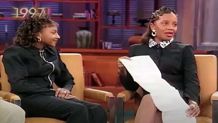 বিশ্বের দীর্ঘতম জন্ম সনদ, লম্বায় প্রায় ২ ফুট