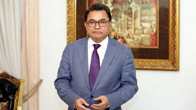 সরকারি কর্মচারীদের বেতন বাড়ছে না :  অর্থমন্ত্রী