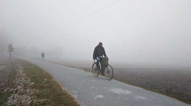 ১৮ জেলায় শৈত্যপ্রবাহ, তাপমাত্রা আরও কমতে পারে