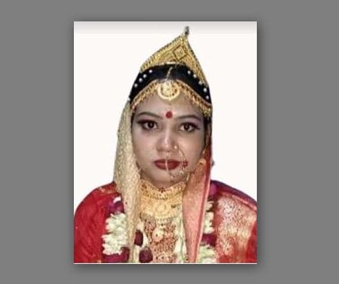 নববধূর ঝুলন্ত লাশ উদ্ধার
