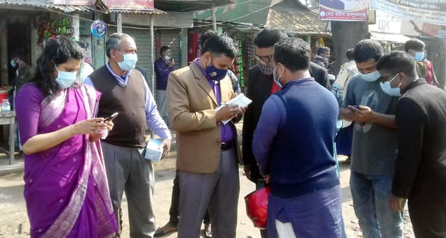 ভূঞাপুরে ভ্রাম্যমান আদালতের অভিযানে ৩ ব্যবসায়ীসহ ৯ জনকে জরিমানা