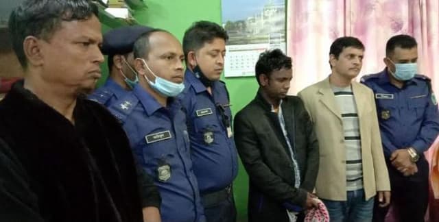 কালিগঞ্জে ১ কেজি স্বর্ণসহ ২ ব্যাক্তি গ্রেফতার
